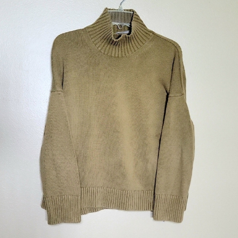 Everlane Womens Dark Heathered Camel Boxy Turtleneck in Everday Cotton - Size M